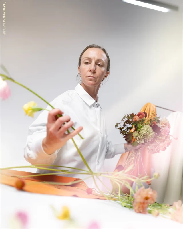 Presenting: The Unseasonal Bouquets 💐 

Each arrangement was made with local flowers that should have been out of season, but that were still blooming due to climate change.

Instead of plastic sleeves, we wrapped these bouquets in samples of Evolved By Nature’s carbon reductive leather and sent them to fashion brands – literally putting the power to make a difference in their hands.

Learn more about the award winning project at the link in our bio.

#ecofriendly #environment #fashion #fashionaddict #fashionblog #fashiongram #fashioninspo #fashionlover #fashionpost #fashionstyle #leather #leathercraft #leatherdesign #leatherfashion #leatherhandmade #savetheplanet #sustainability #sustainable #sustainablefashion #sustainableliving #healthandwellness #healthylifestyle⁠